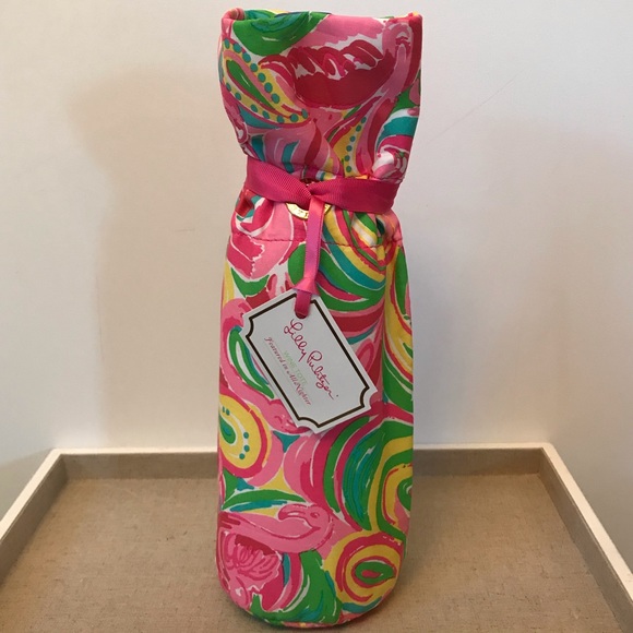 Lilly Pulitzer Handbags - NWT Lilly Pulitzer Wine Tote Bag | Flamingo Print